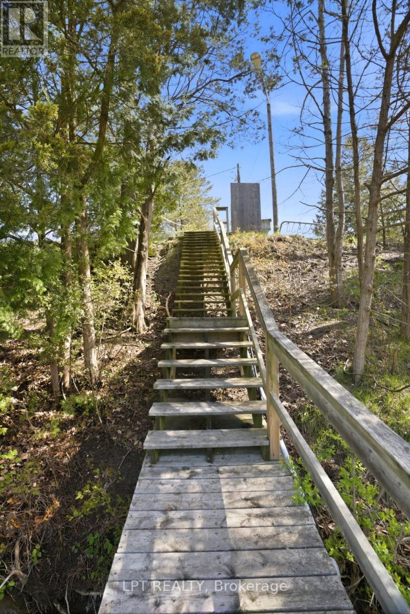 30 Sauble River Road, Lambton Shores, Ontario  N0M 1T0 - Photo 42 - X13208924