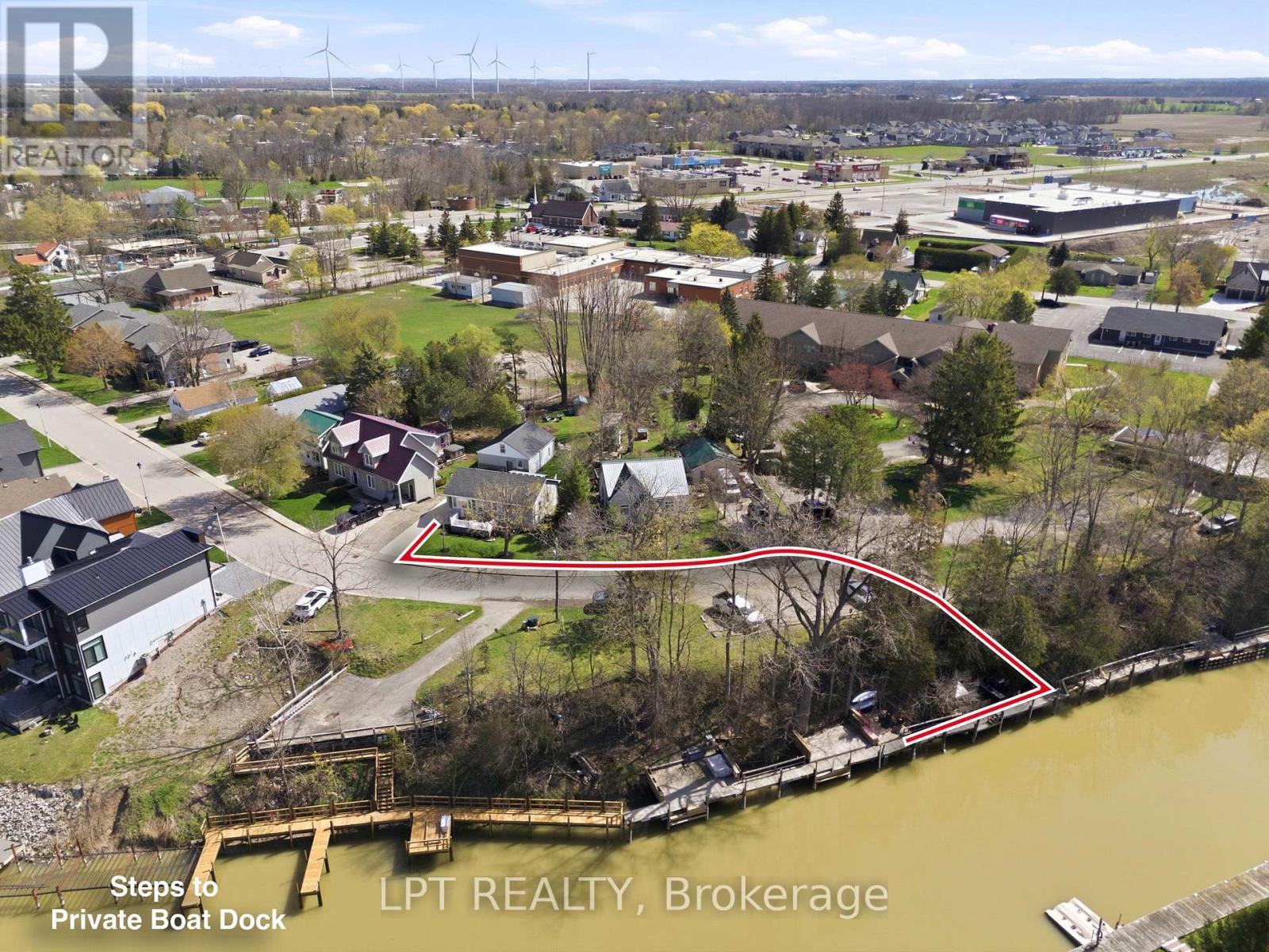 30 Sauble River Road, Lambton Shores, Ontario  N0M 1T0 - Photo 5 - X13208924