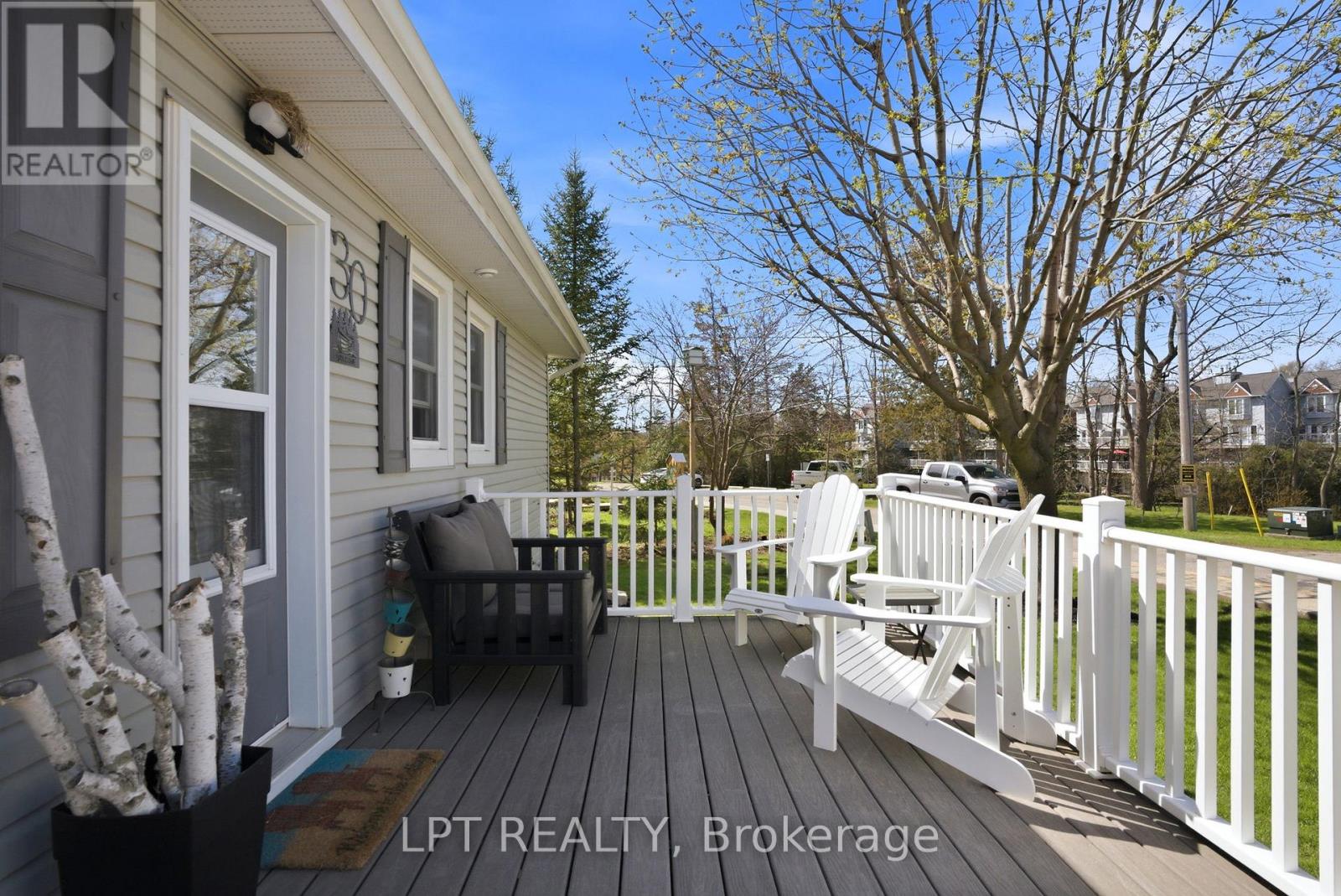 30 Sauble River Road, Lambton Shores, Ontario  N0M 1T0 - Photo 6 - X13208924