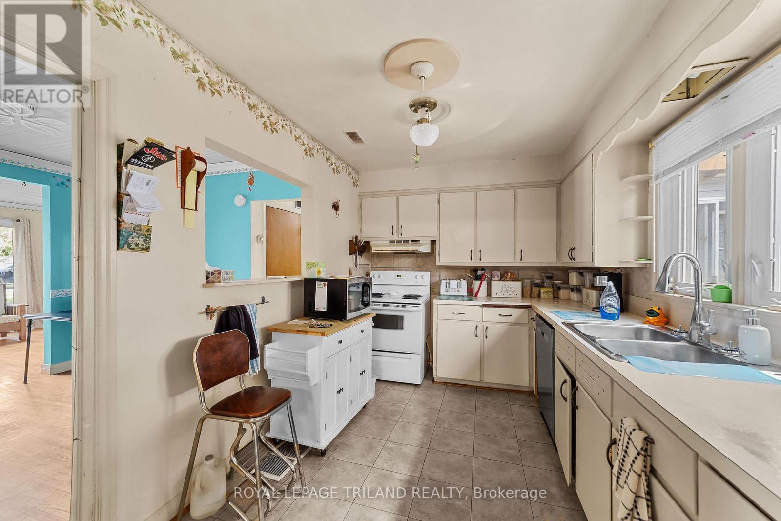22929 Hagerty Road, Newbury, Ontario  N0L 1Z0 - Photo 10 - X13208966