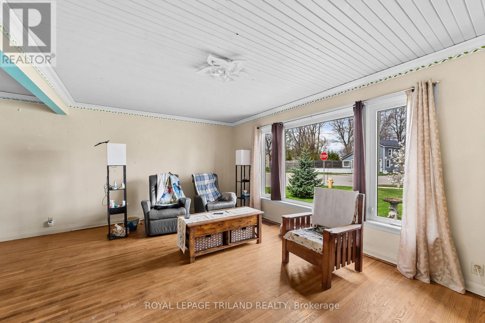 22929 Hagerty Road, Newbury, Ontario  N0L 1Z0 - Photo 7 - X13208966