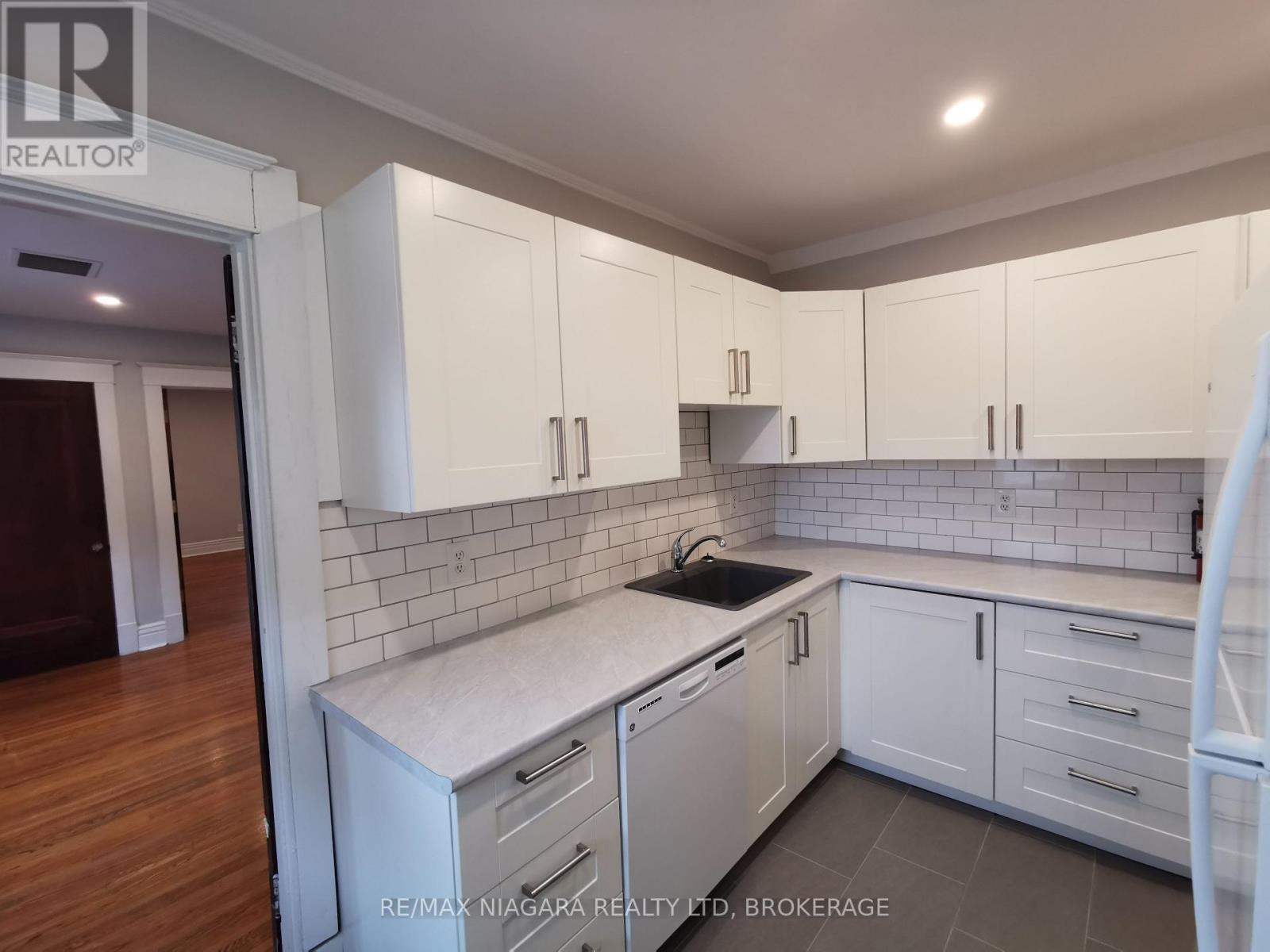 5163 River Road, Niagara Falls, Ontario  L2E 3G8 - Photo 22 - X13206242