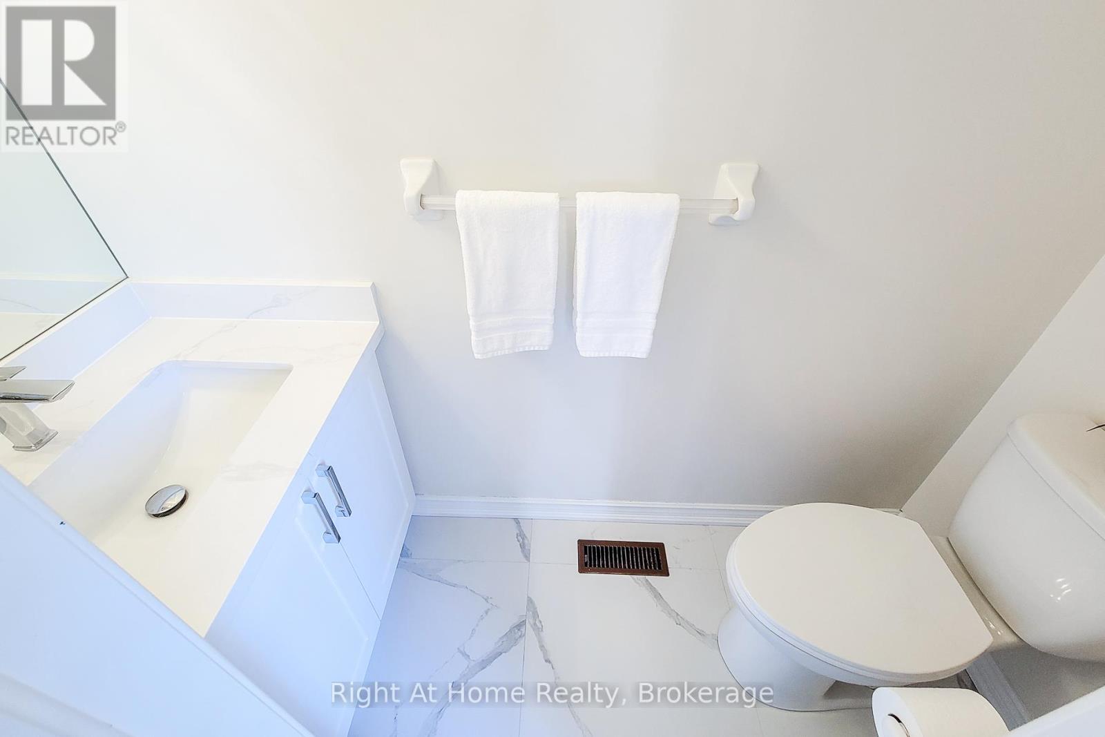 85 Meadowlands Boulevard, Hamilton, Ontario  L9K 1H8 - Photo 8 - X13120698