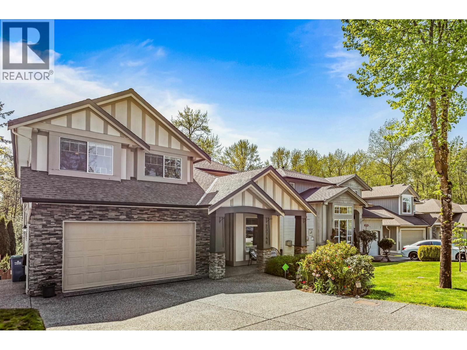 23746 110 Avenue, Maple Ridge, British Columbia  V2W 1E7 - Photo 3 - R3129164