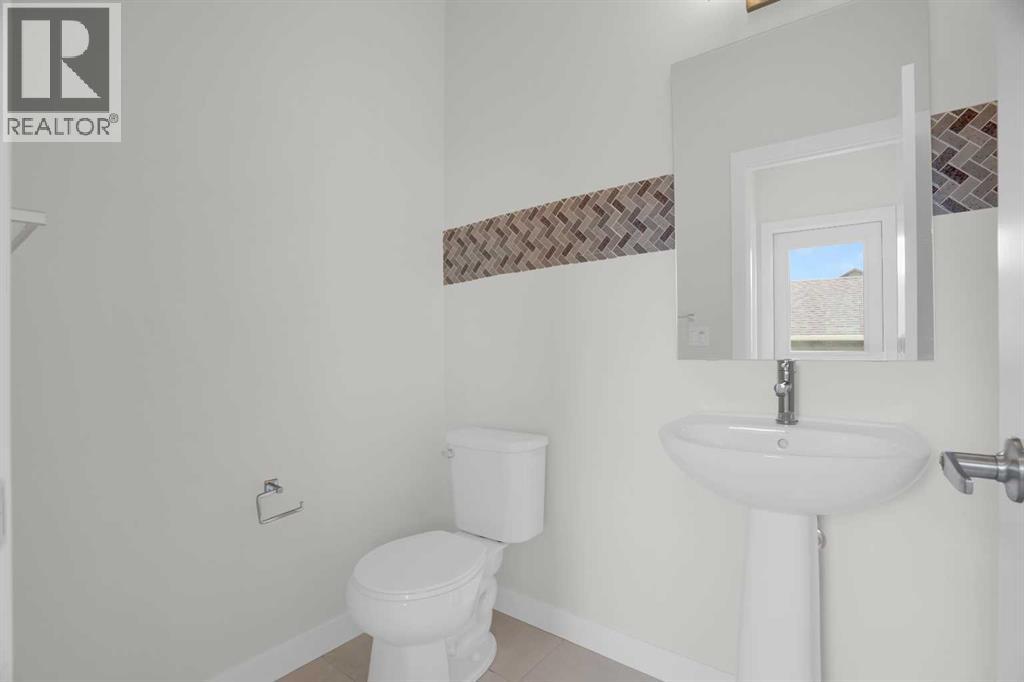 59 D'arcy Boulevard, Okotoks, Alberta  T1S 5S6 - Photo 17 - A2314595