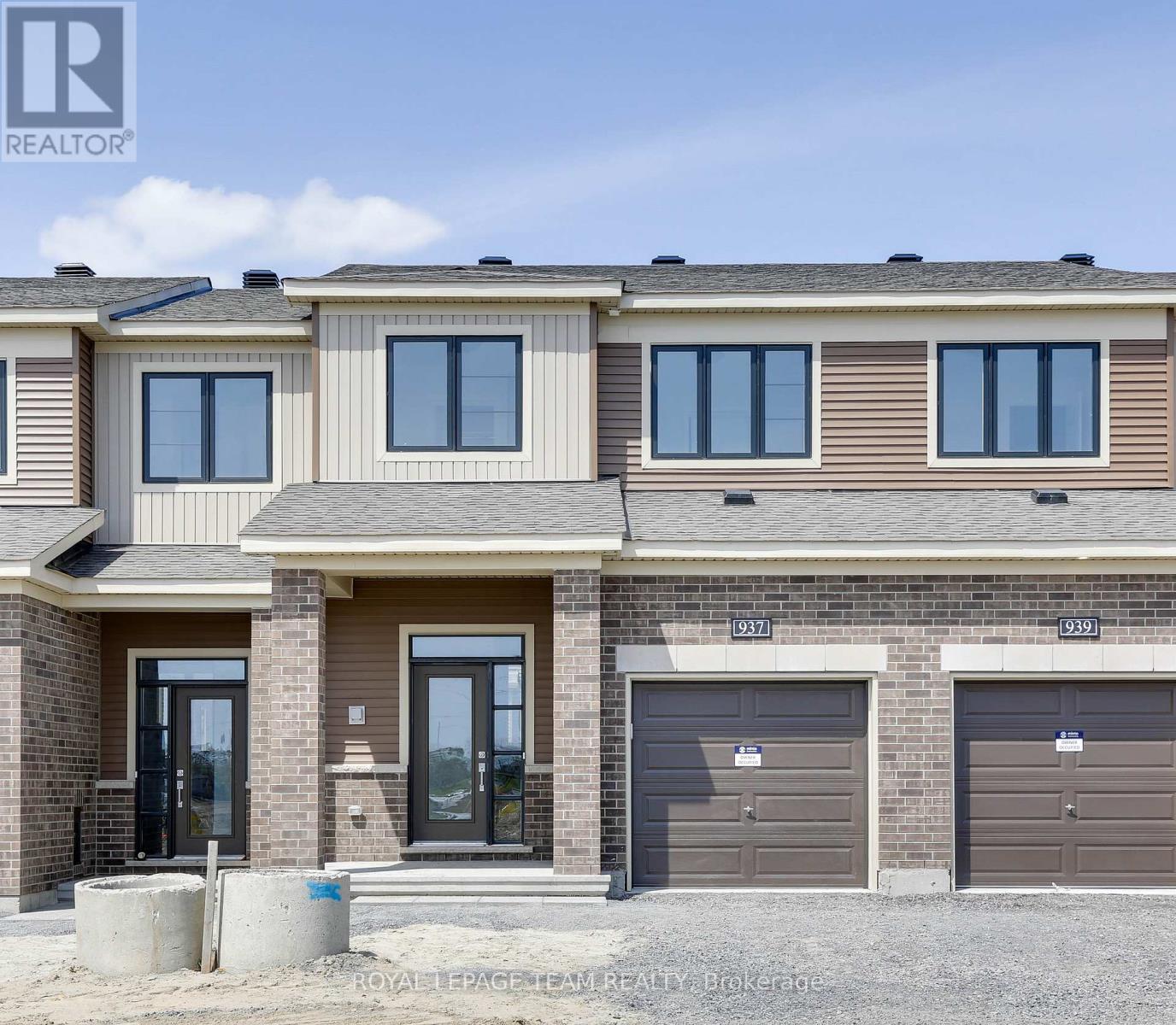 937 Athenry Court, Ottawa, Ontario  K2J 7C9 - Photo 5 - X13208936