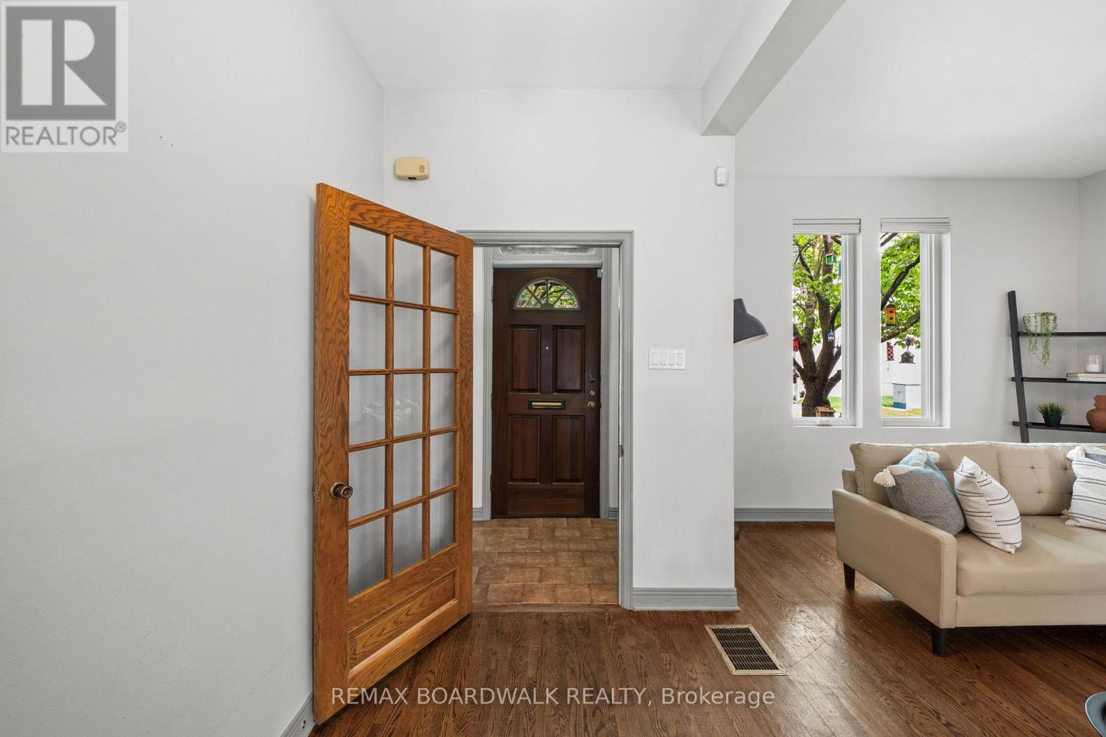 90 Stewart Street, Ottawa, Ontario K1N 6J1 - Photo 4 - X13208938