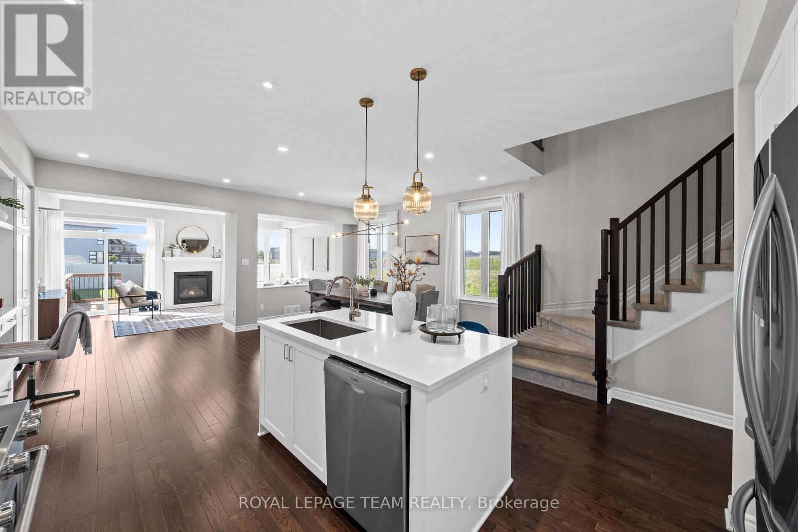 49 Plank Street, Ottawa, Ontario  K2V 0M4 - Photo 12 - X13208984