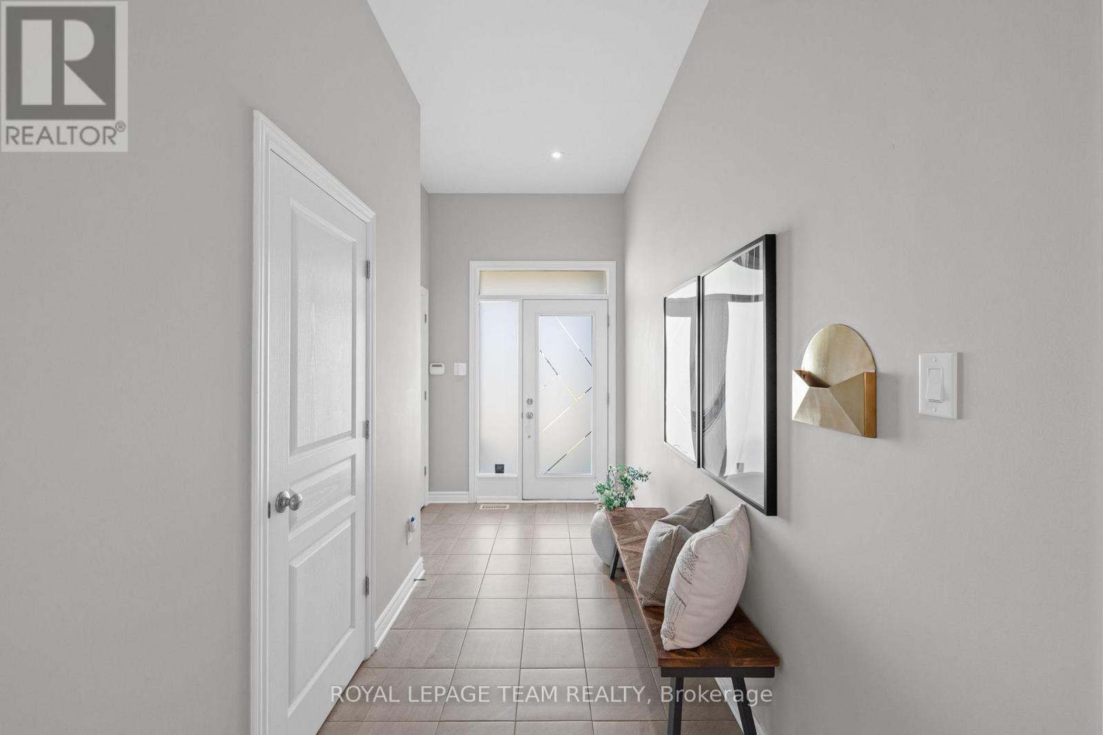 49 Plank Street, Ottawa, Ontario  K2V 0M4 - Photo 4 - X13208984