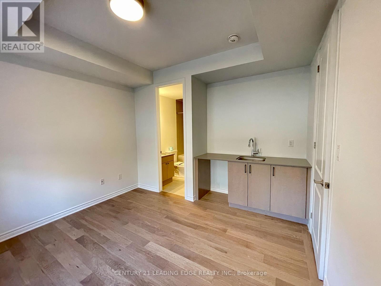 82 Avani Avenue, Markham, Ontario  L6C 1L2 - Photo 3 - N13208800