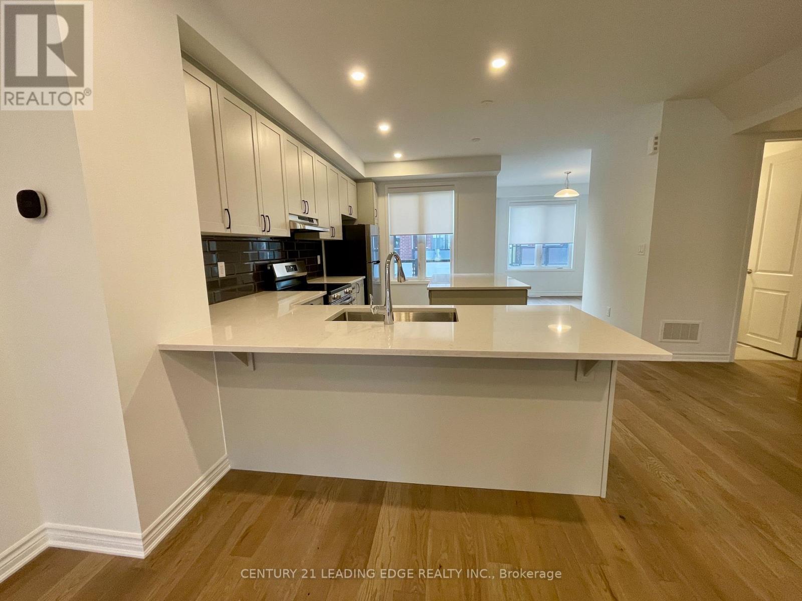82 Avani Avenue, Markham, Ontario  L6C 1L2 - Photo 9 - N13208800