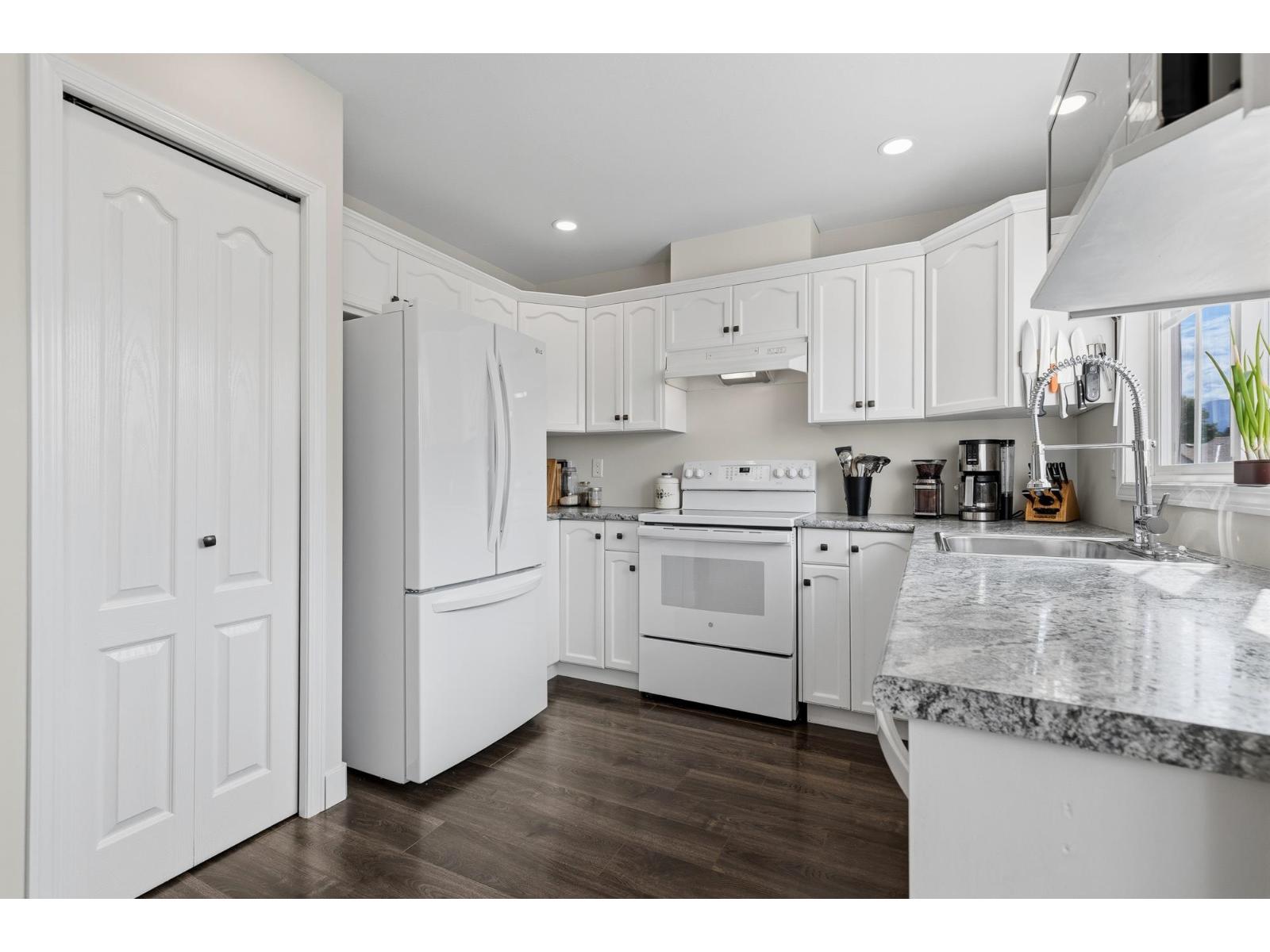9 46360 Valleyview Road, Promontory, Chilliwack, British Columbia  V2R 5L7 - Photo 6 - R3128753
