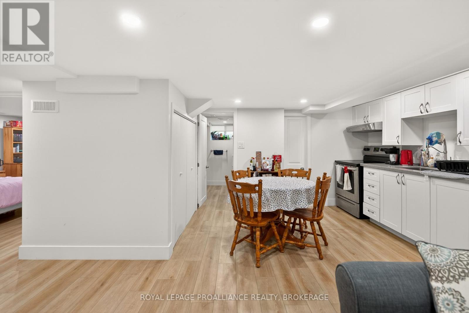 204 Collingwood Street, Kingston, Ontario K7L 3X8 - Photo 21 - X13208980