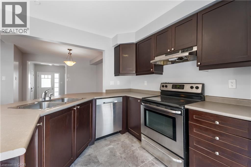 21 Postmaster Drive, Kitchener, Ontario  N2R 0J2 - Photo 11 - 40833815