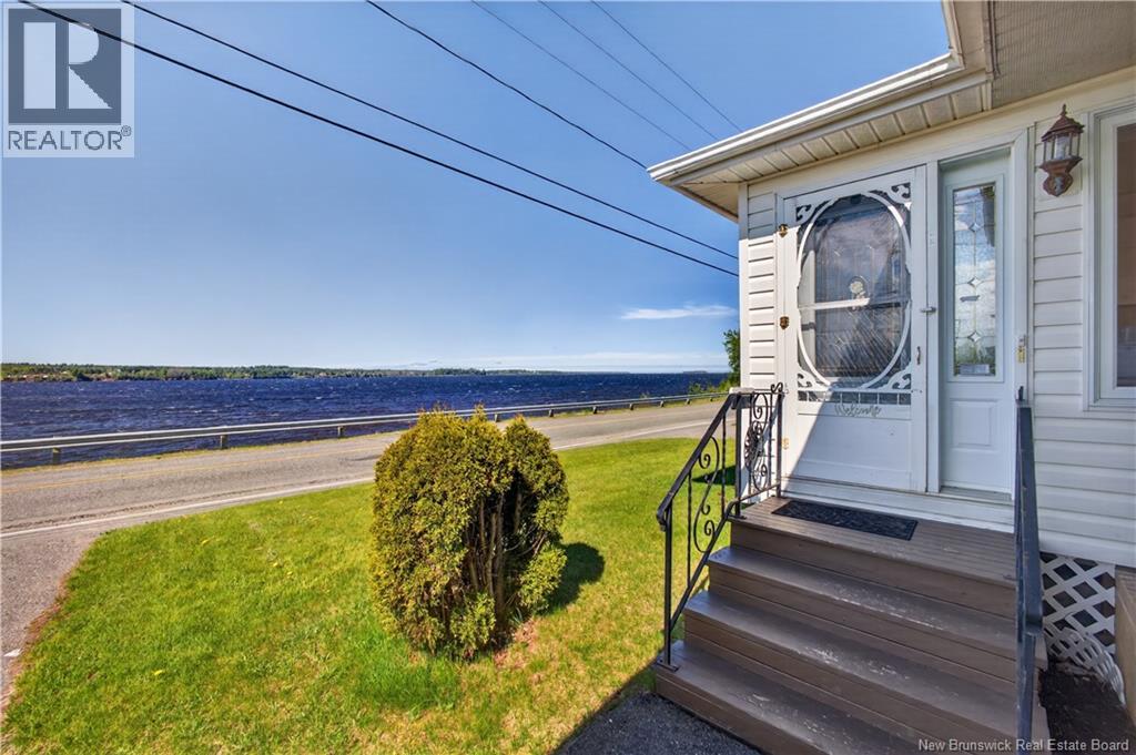 4436 Water Street, Miramichi, New Brunswick  E2S 1B3 - Photo 10 - NB140379