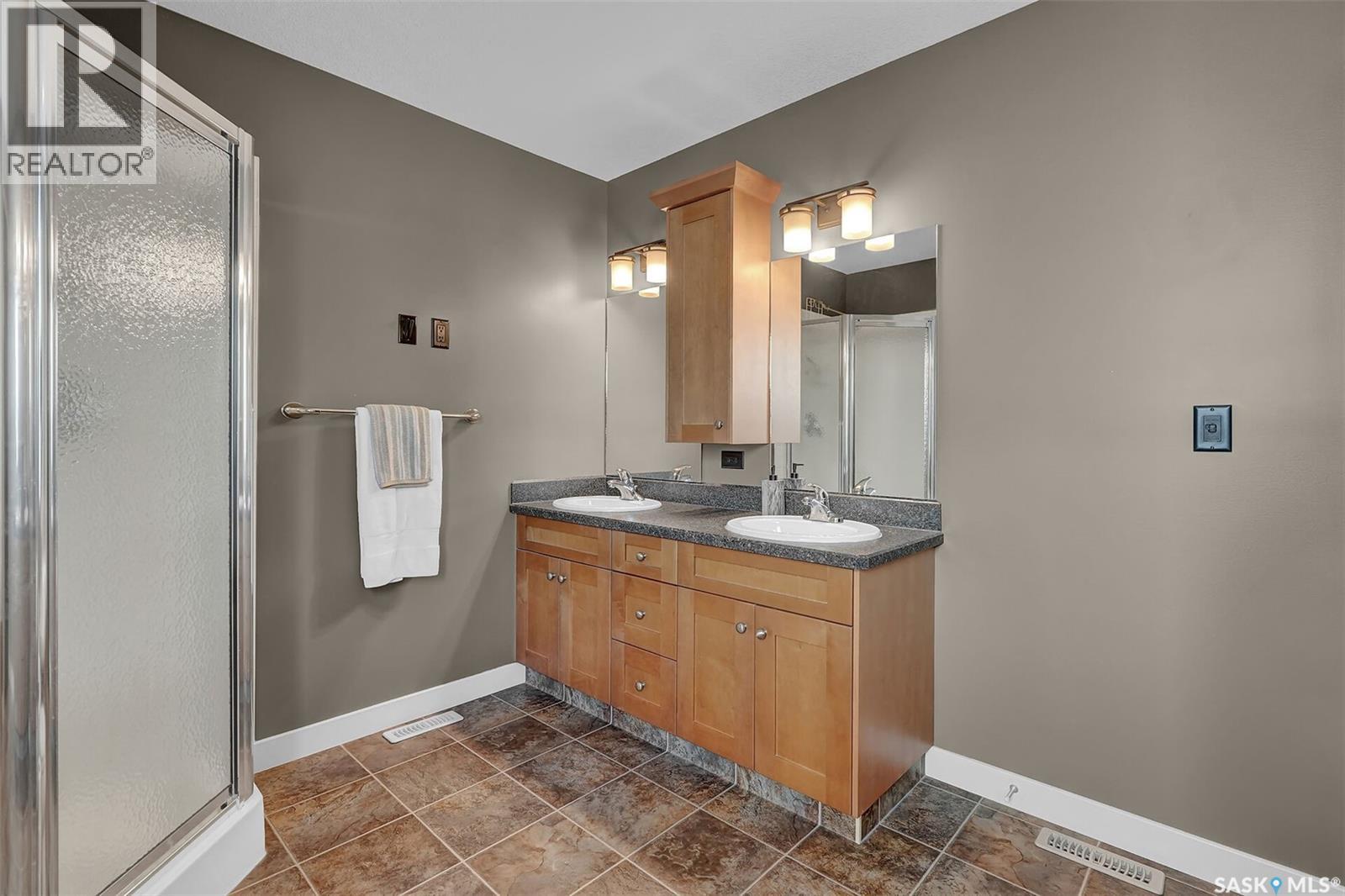 4655 Ellard Court, Regina, Saskatchewan  S4X 0B3 - Photo 23 - SK037449