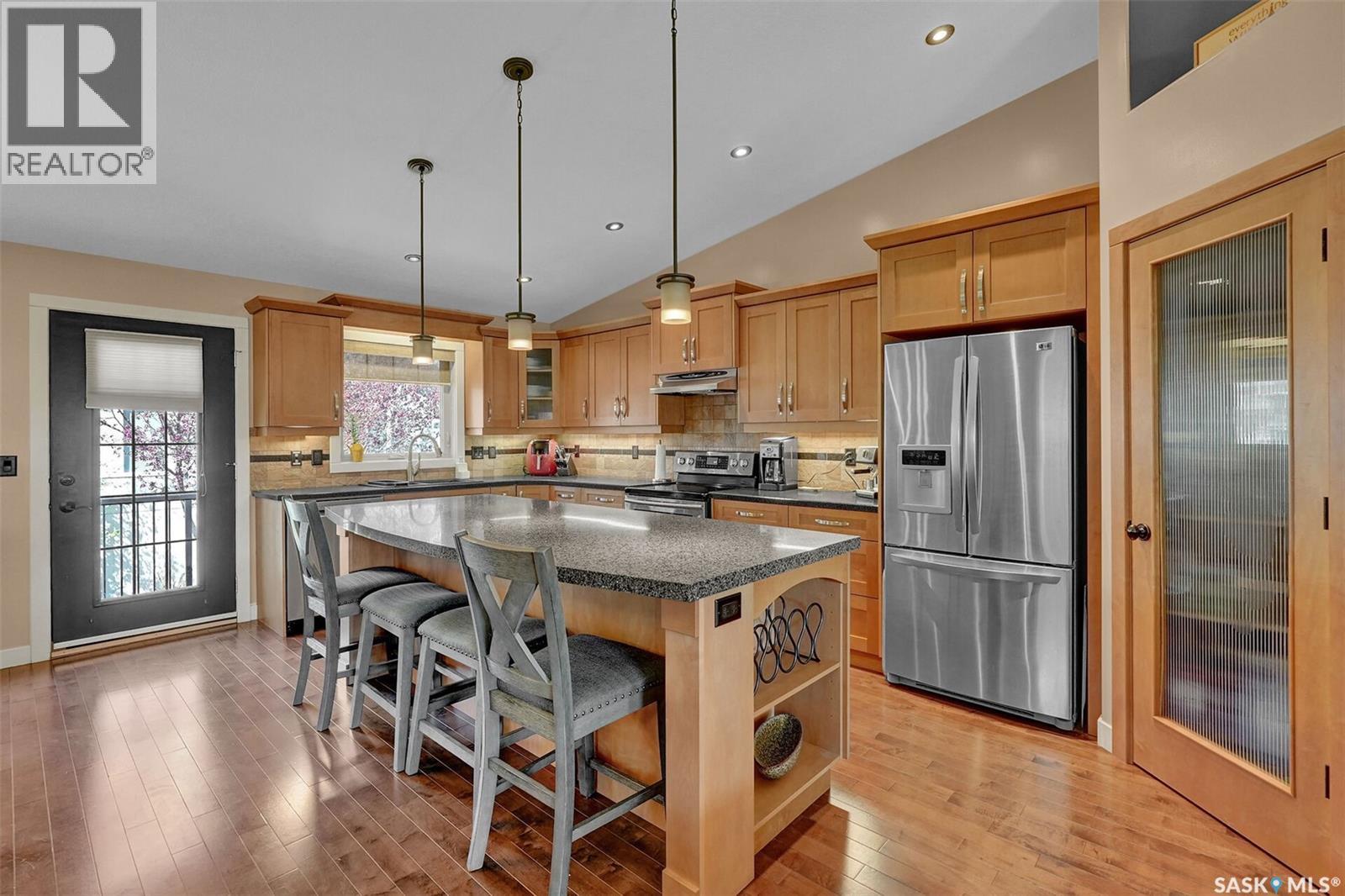4655 Ellard Court, Regina, Saskatchewan  S4X 0B3 - Photo 8 - SK037449