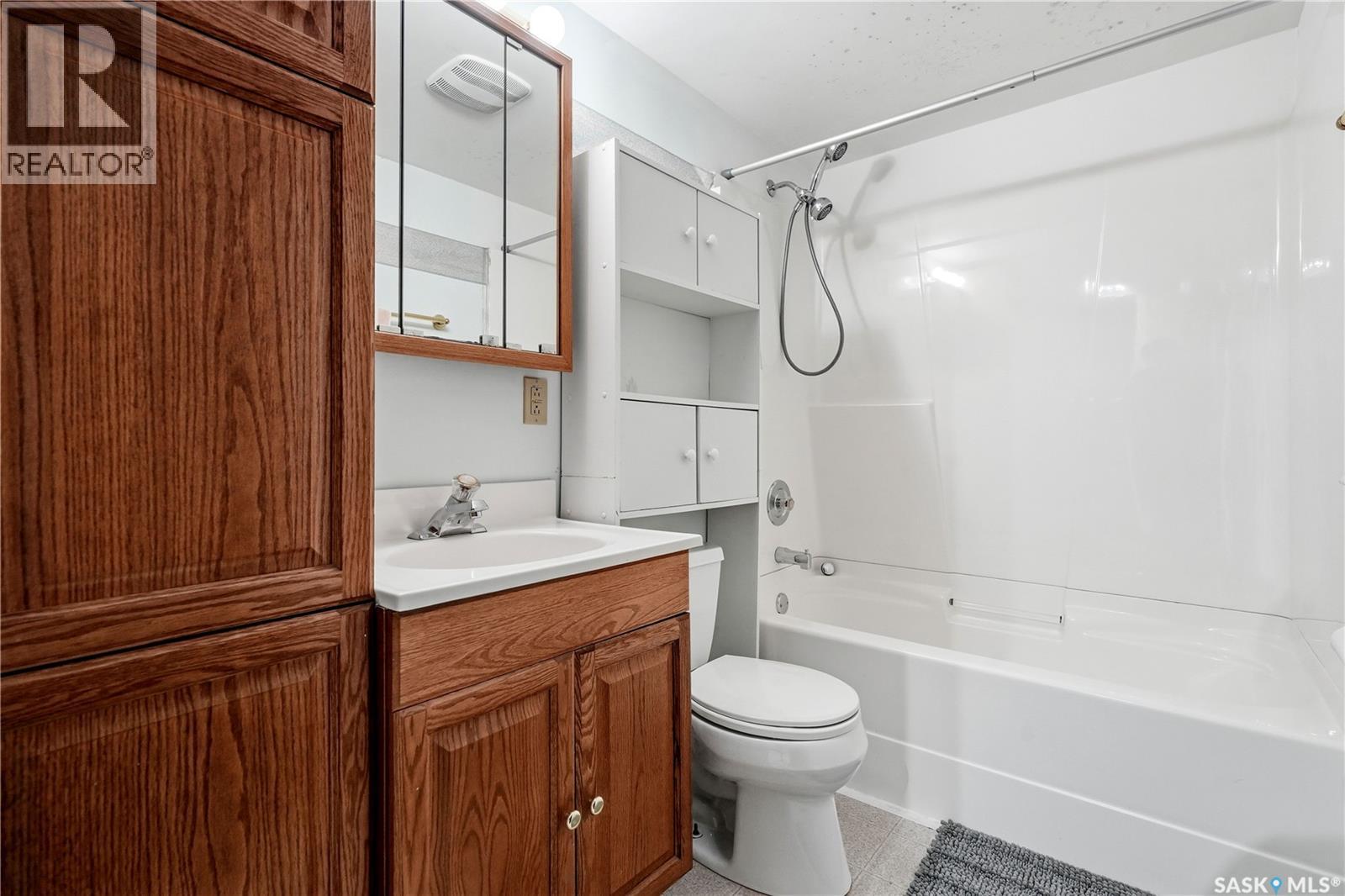 1360 Lacon Street, Regina, Saskatchewan  S4N 1Y9 - Photo 24 - SK037367