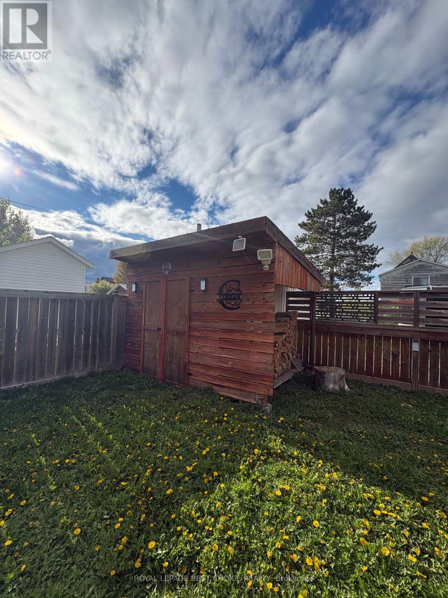 27 6th Avenue, Englehart, Ontario  P0J 1H0 - Photo 12 - T13209442