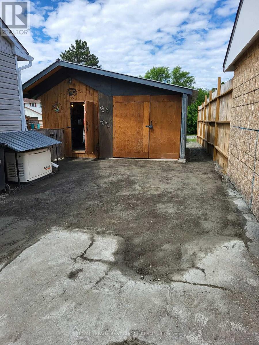 27 6th Avenue, Englehart, Ontario  P0J 1H0 - Photo 16 - T13209442