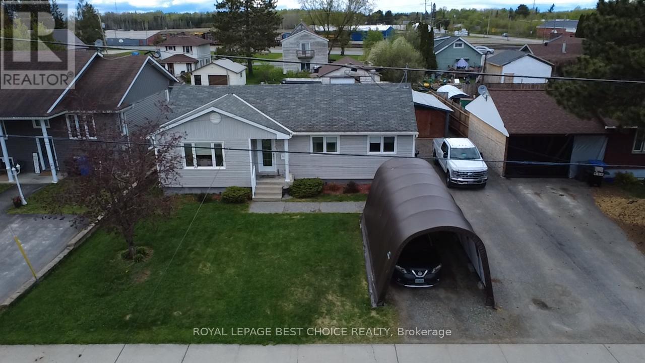 27 6th Avenue, Englehart, Ontario  P0J 1H0 - Photo 2 - T13209442