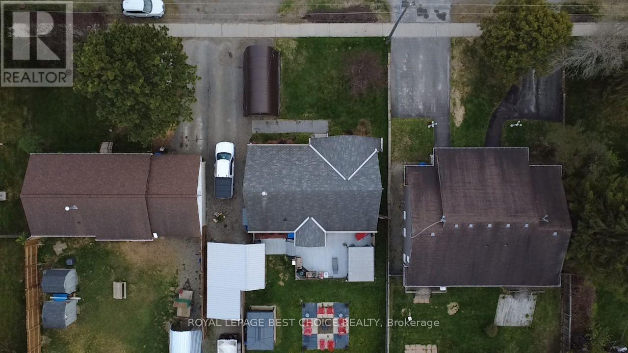 27 6th Avenue, Englehart, Ontario  P0J 1H0 - Photo 3 - T13209442