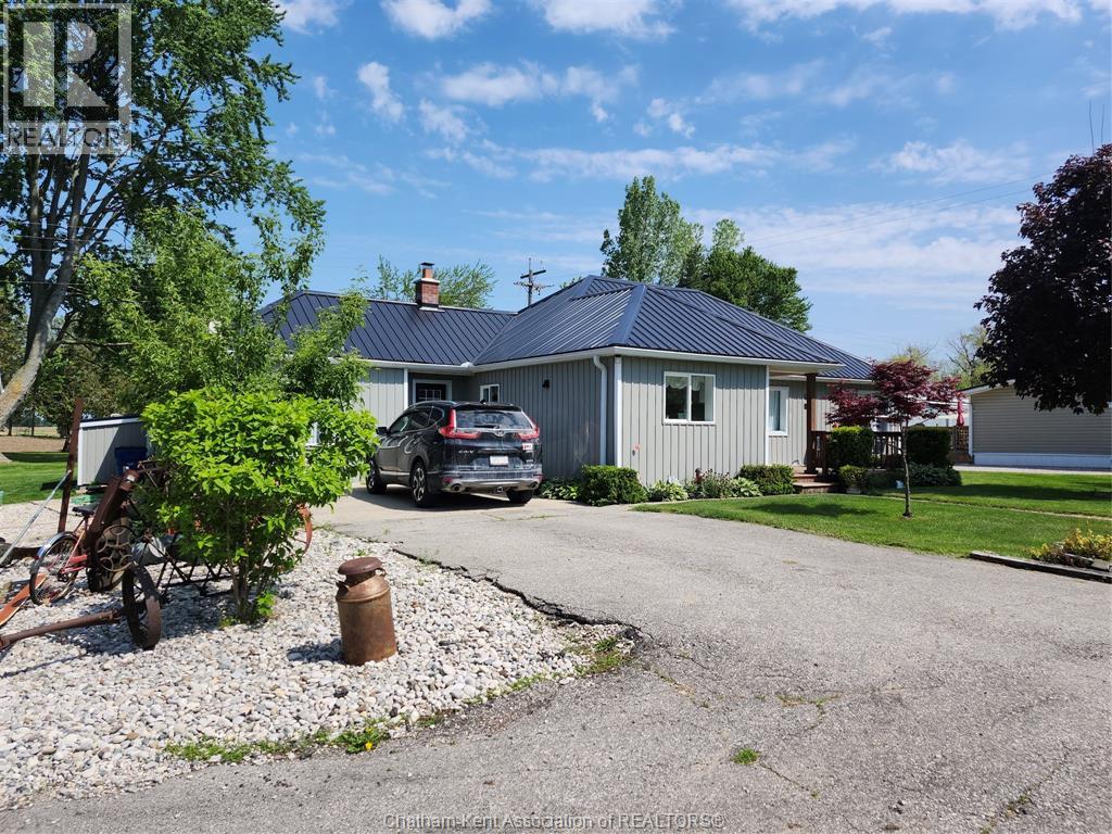 12937 Longwoods Road, Thamesville, Ontario  N0P 2K0 - Photo 1 - 26012232