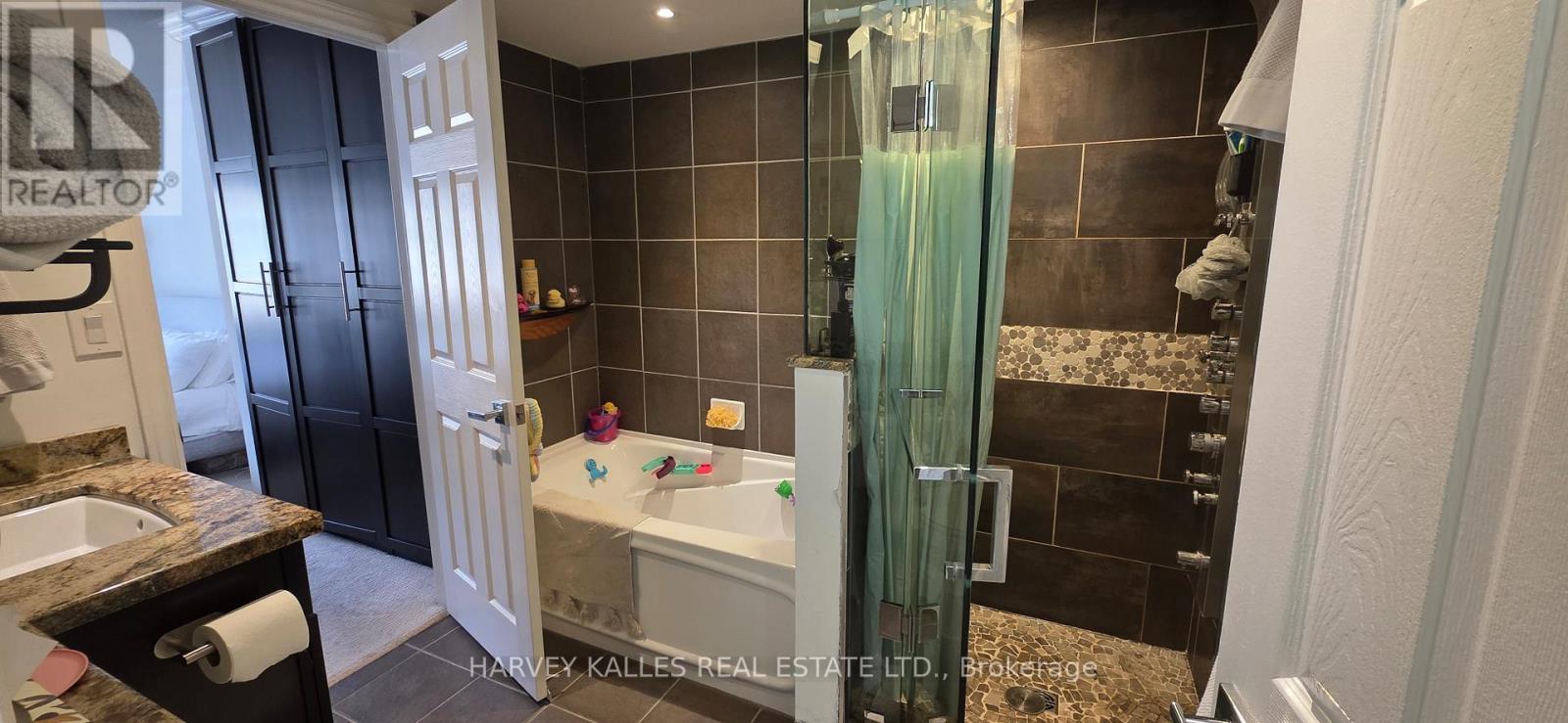 68 - 208 Niagara Street, Toronto, Ontario  M6J 3W5 - Photo 8 - C13208916