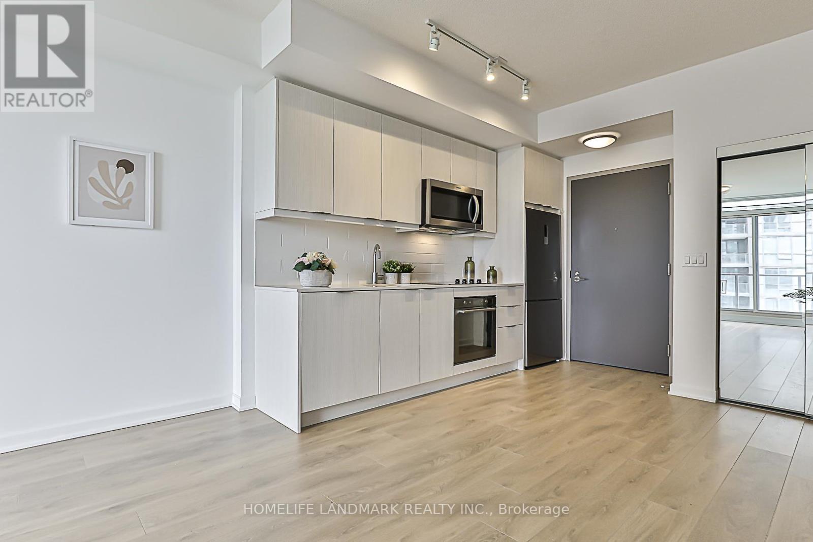 901 - 38 Forest Manor Road, Toronto, Ontario  M2J 1M1 - Photo 5 - C13209040