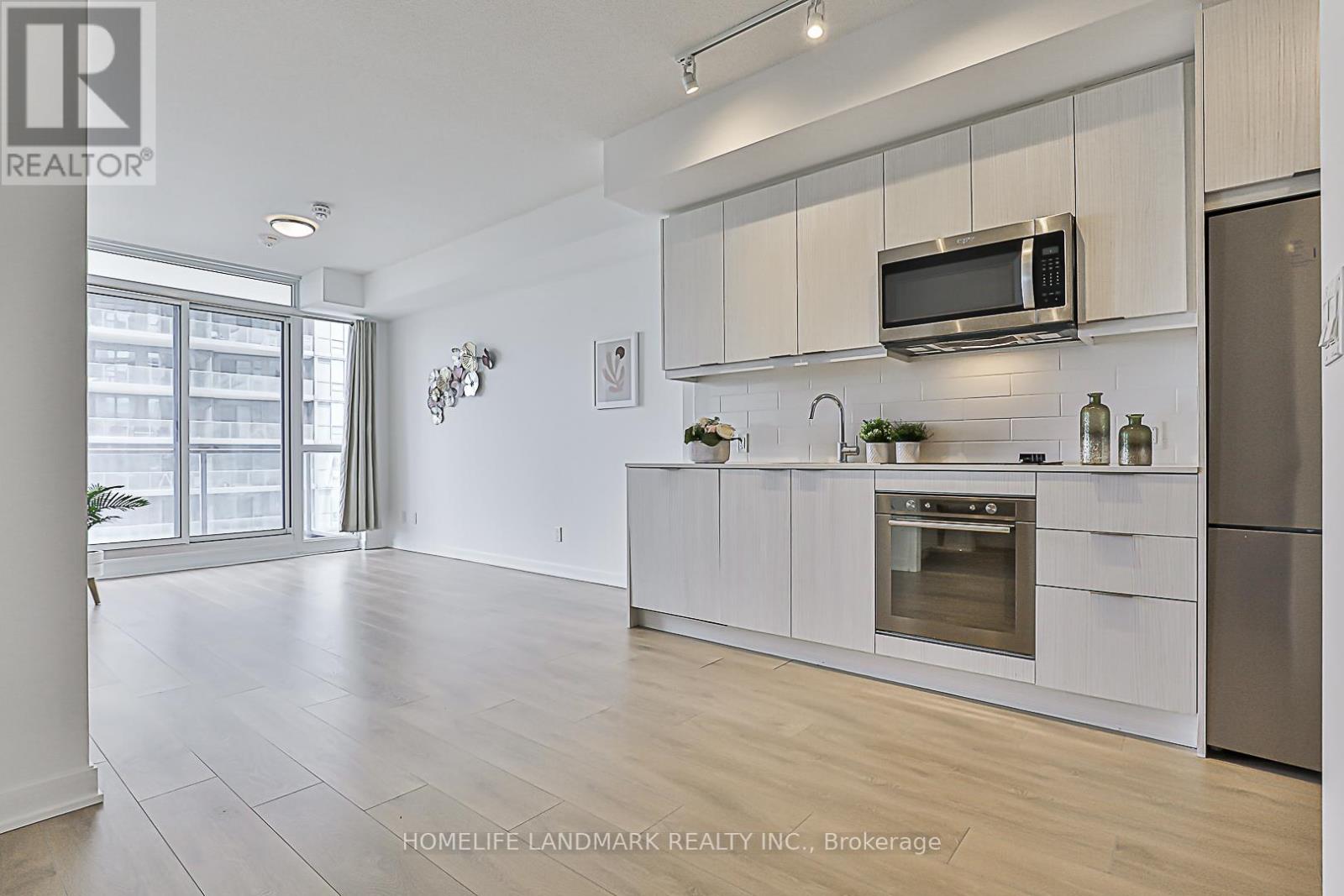 901 - 38 Forest Manor Road, Toronto, Ontario  M2J 1M1 - Photo 7 - C13209040