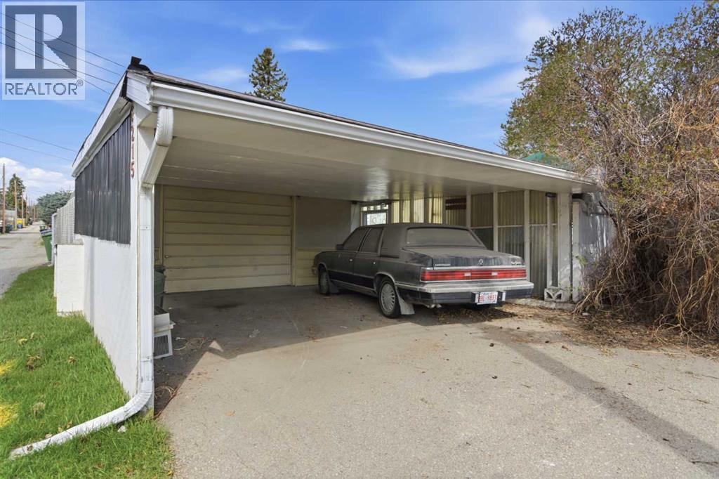 6215 Thorncliffe Drive NW, Calgary, Alberta T2K 3A6 - Photo 35 - A2308292