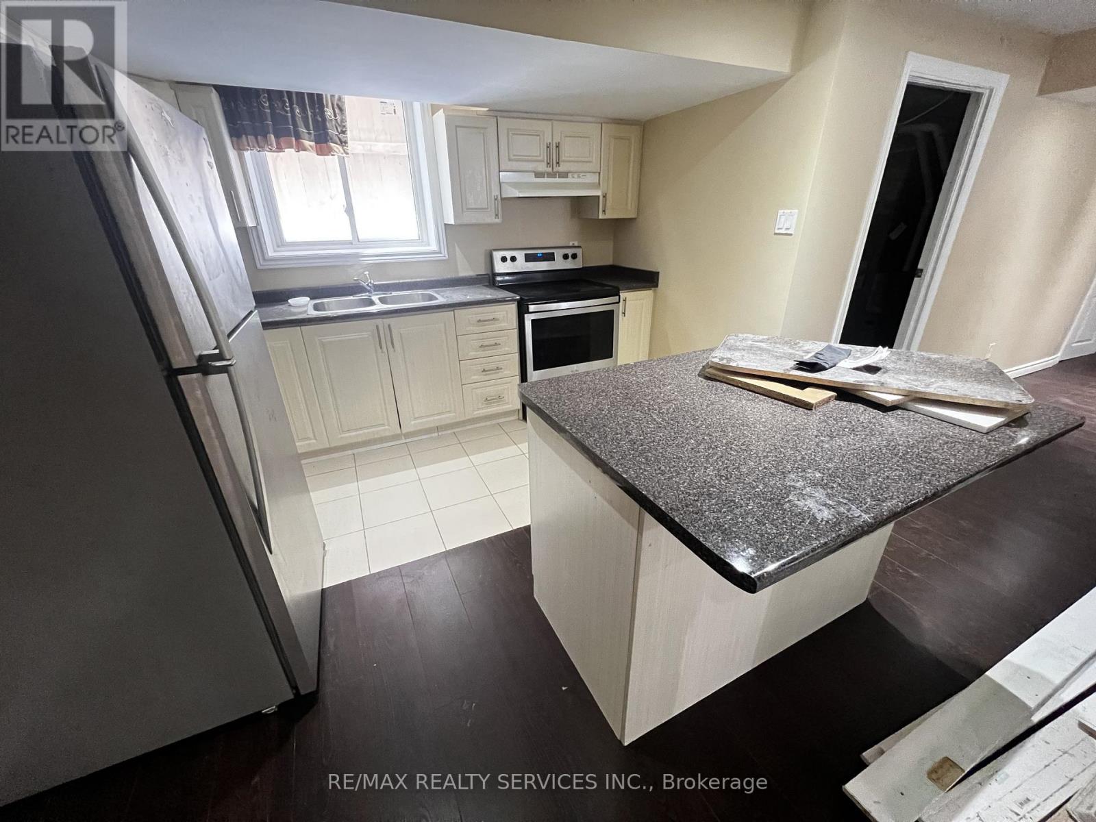 Basement - 7 Glengowan Street, Whitby, Ontario  L1R 0K8 - Photo 11 - E13208988
