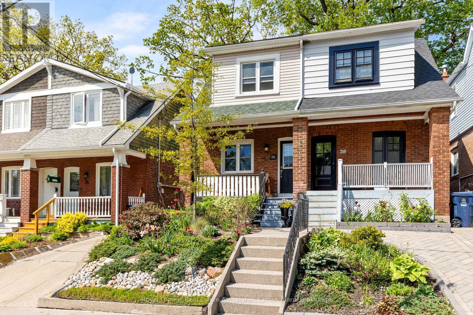 36 FIRSTBROOKE ROAD, Toronto, Ontario