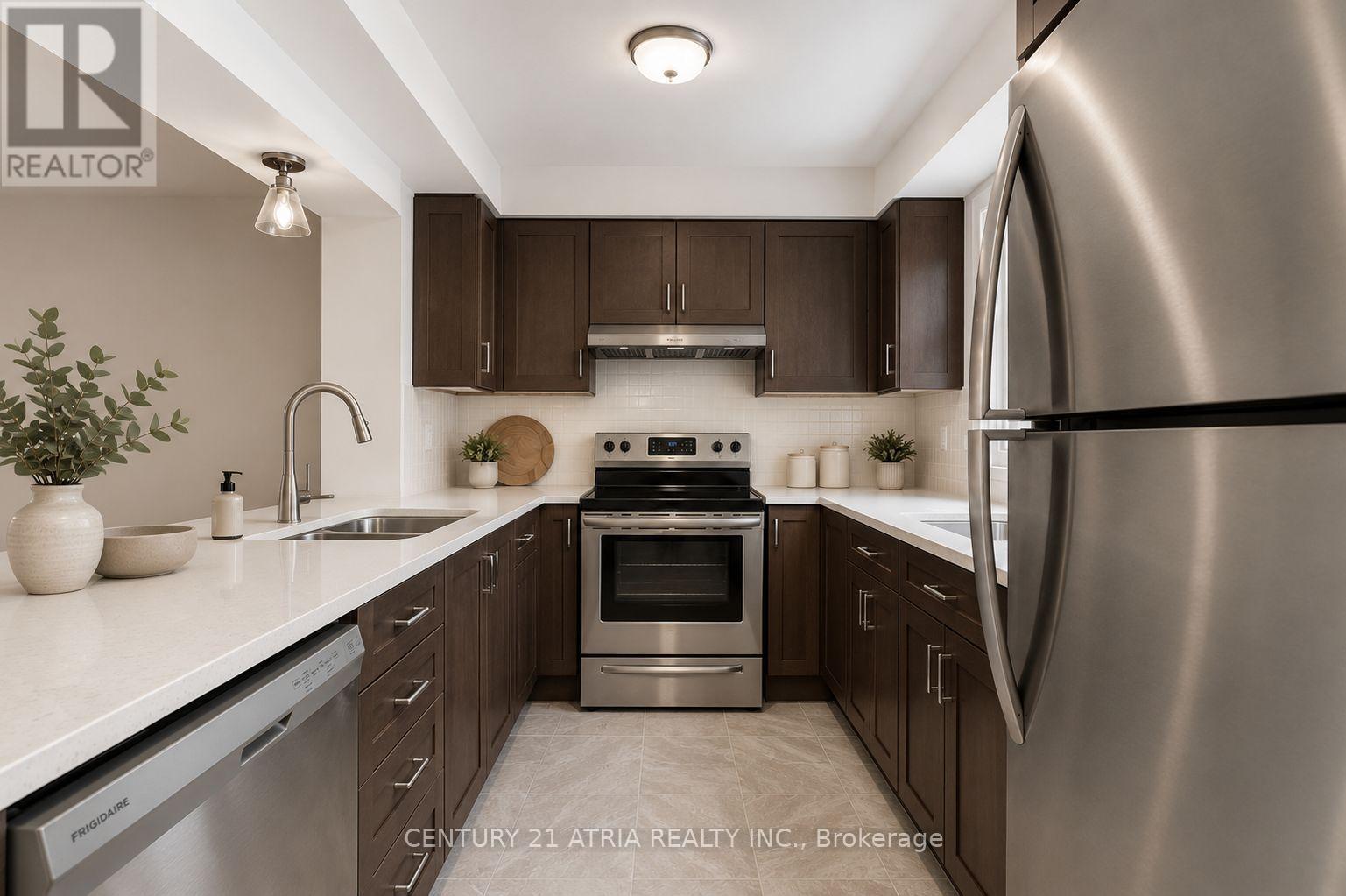 60 Casely Avenue, Richmond Hill, Ontario  L4S 0K8 - Photo 8 - N13209022