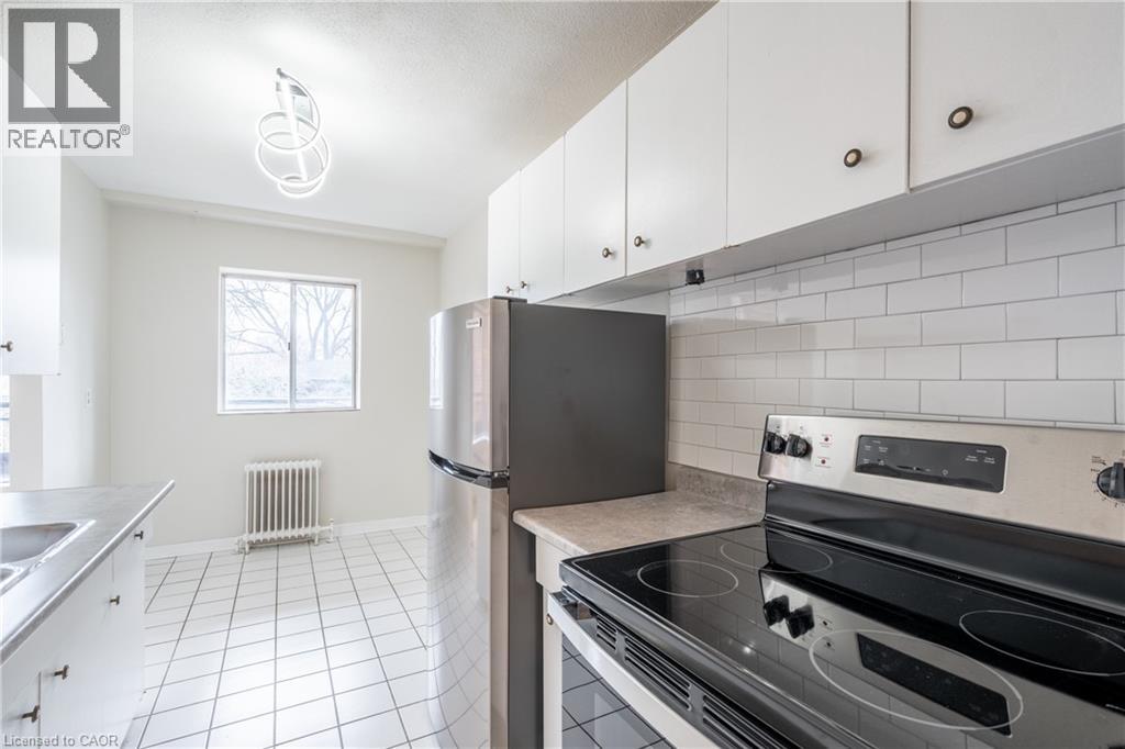 2433 First Street Unit# 9, Burlington, Ontario  L7R 1C7 - Photo 10 - 40834470