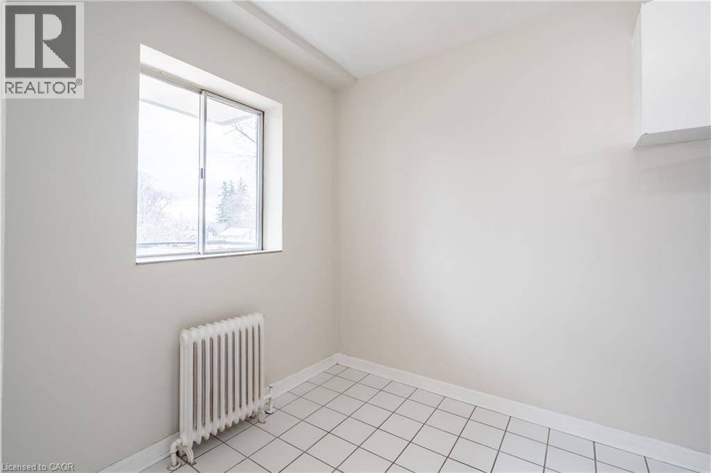 2433 First Street Unit# 9, Burlington, Ontario  L7R 1C7 - Photo 20 - 40834470