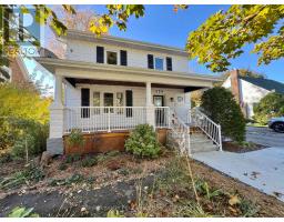 B - 220 FOSTER AVENUE, Belleville, Ontario