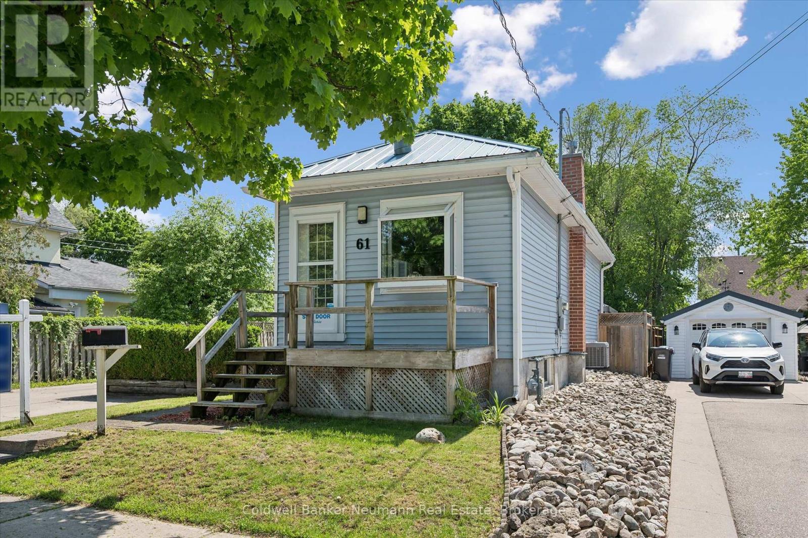 61 Johnston Street, Guelph, Ontario  N1E 5T5 - Photo 2 - X13209392
