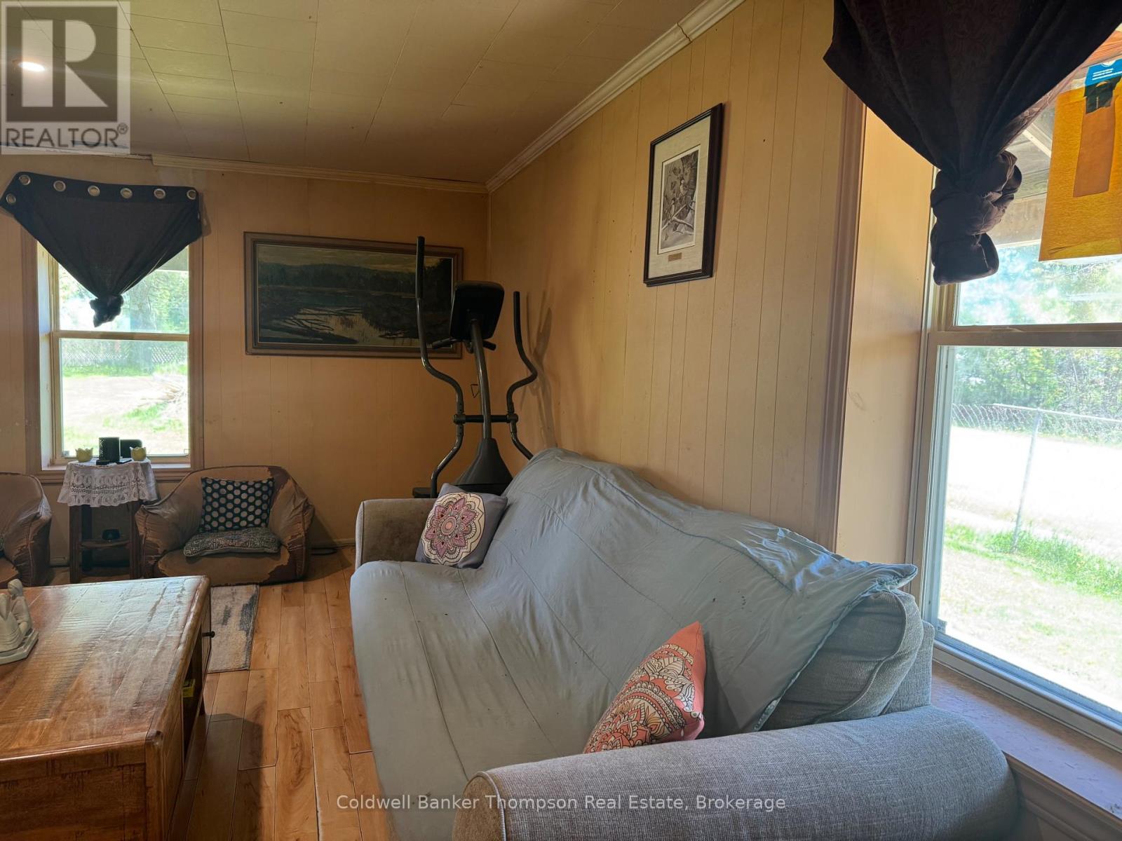 5 Bay Street, Magnetawan, Ontario P0A 1P0 - Photo 4 - X13209398