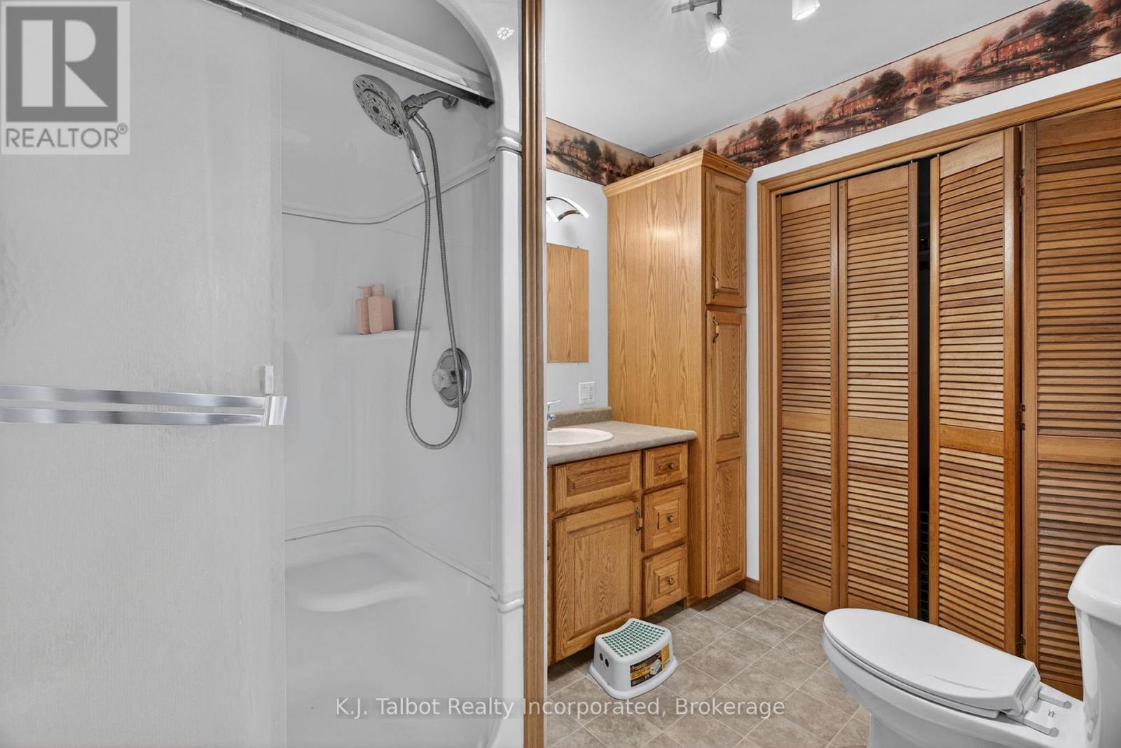 441 Coombs Street, North Huron, Ontario N0M 1H0 - Photo 18 - X13209414