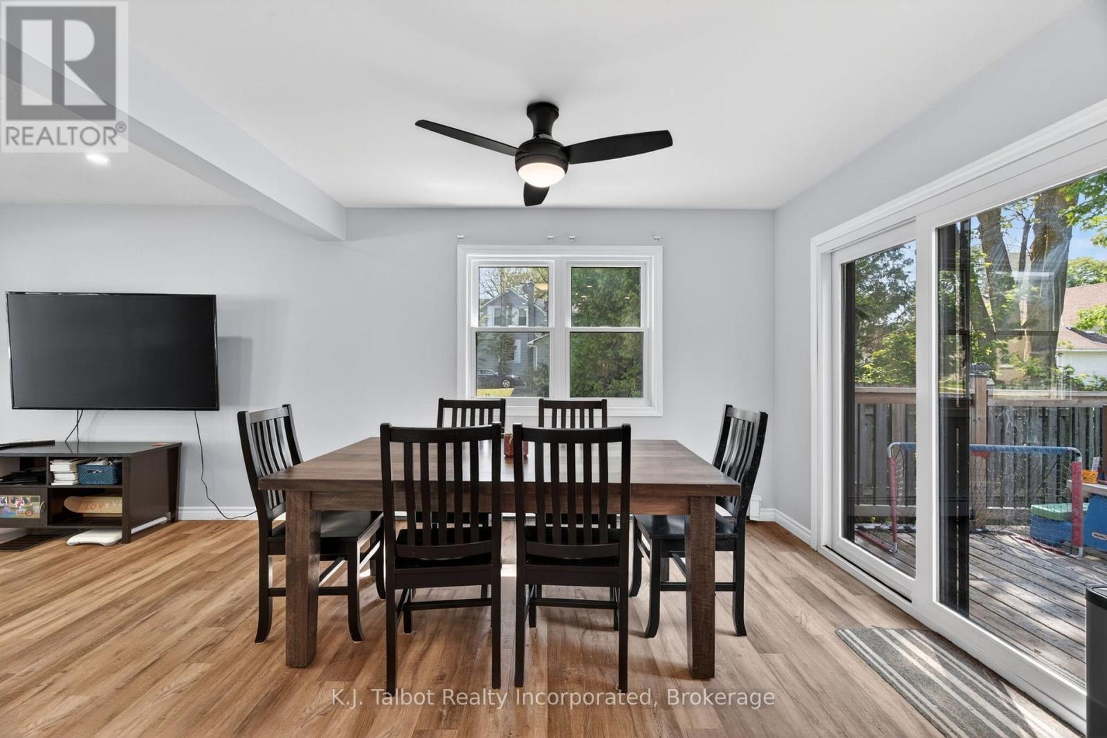 441 Coombs Street, North Huron, Ontario N0M 1H0 - Photo 7 - X13209414