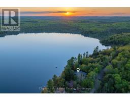 132 PINEDALE ROAD, Perry, Ontario