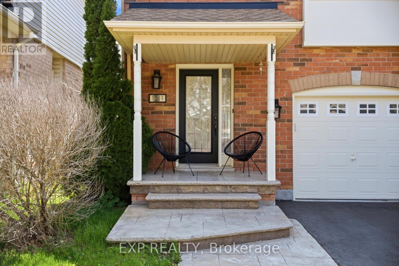 1011 Donnelly Street, Milton, Ontario  L9T 0A1 - Photo 2 - W13208890