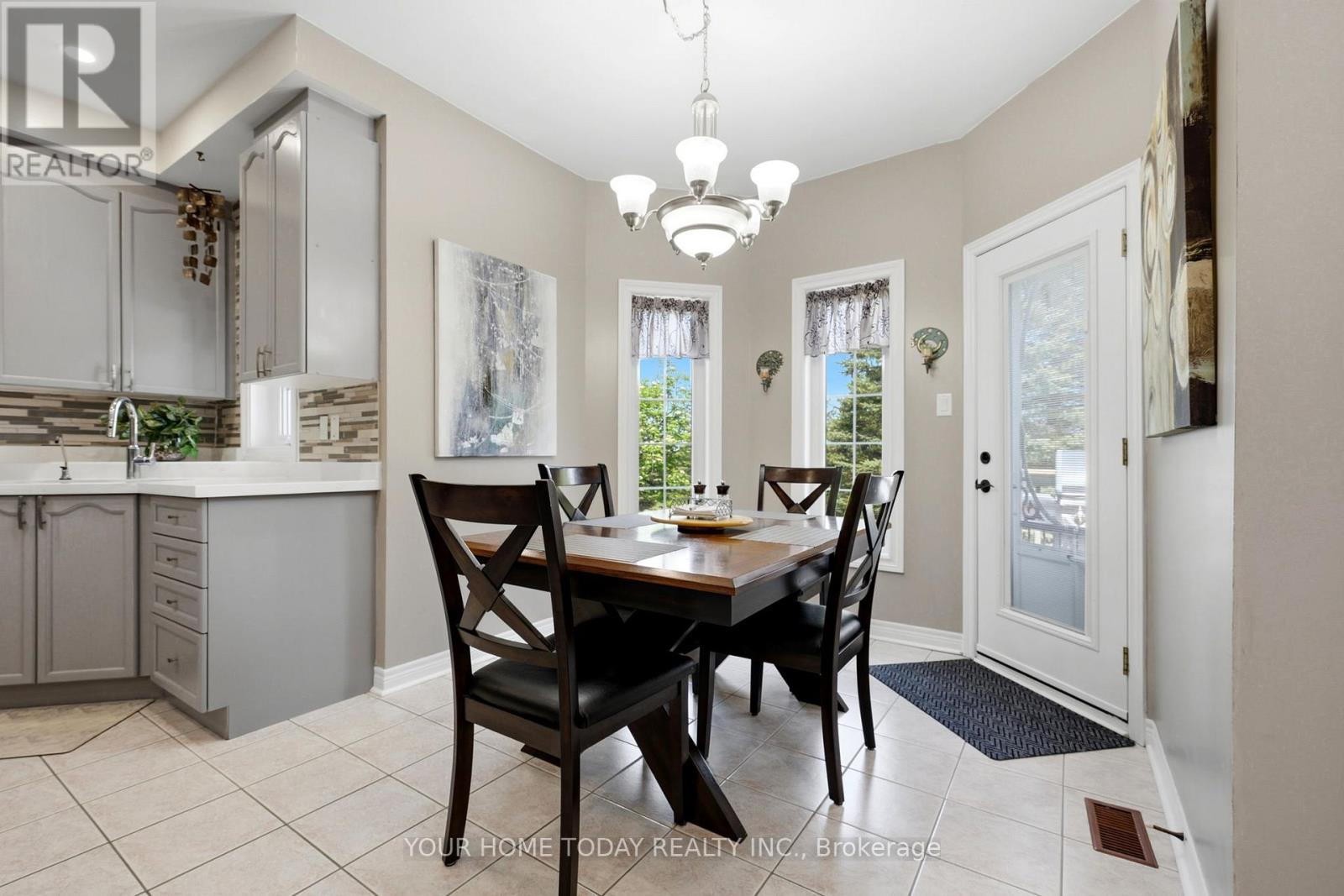 2 Trillium Terrace, Halton Hills, Ontario  L7J 2W8 - Photo 12 - W13208898