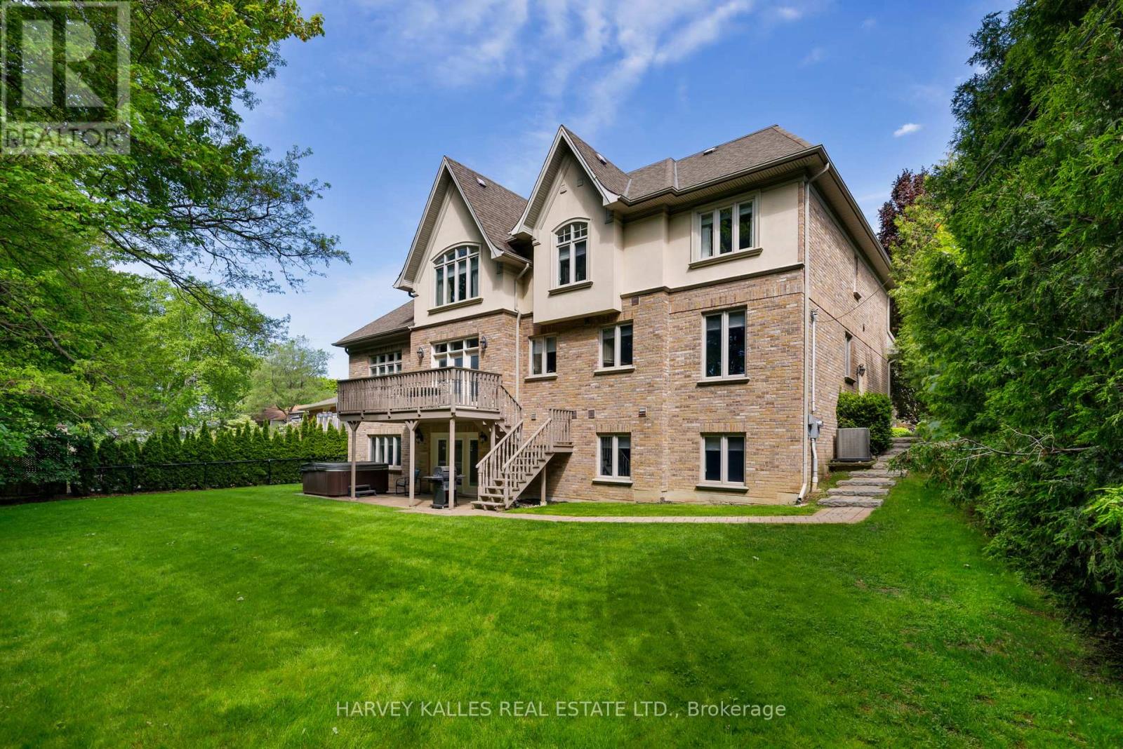 55 Twyford Road, Toronto, Ontario  M9A 1W5 - Photo 14 - W13208970