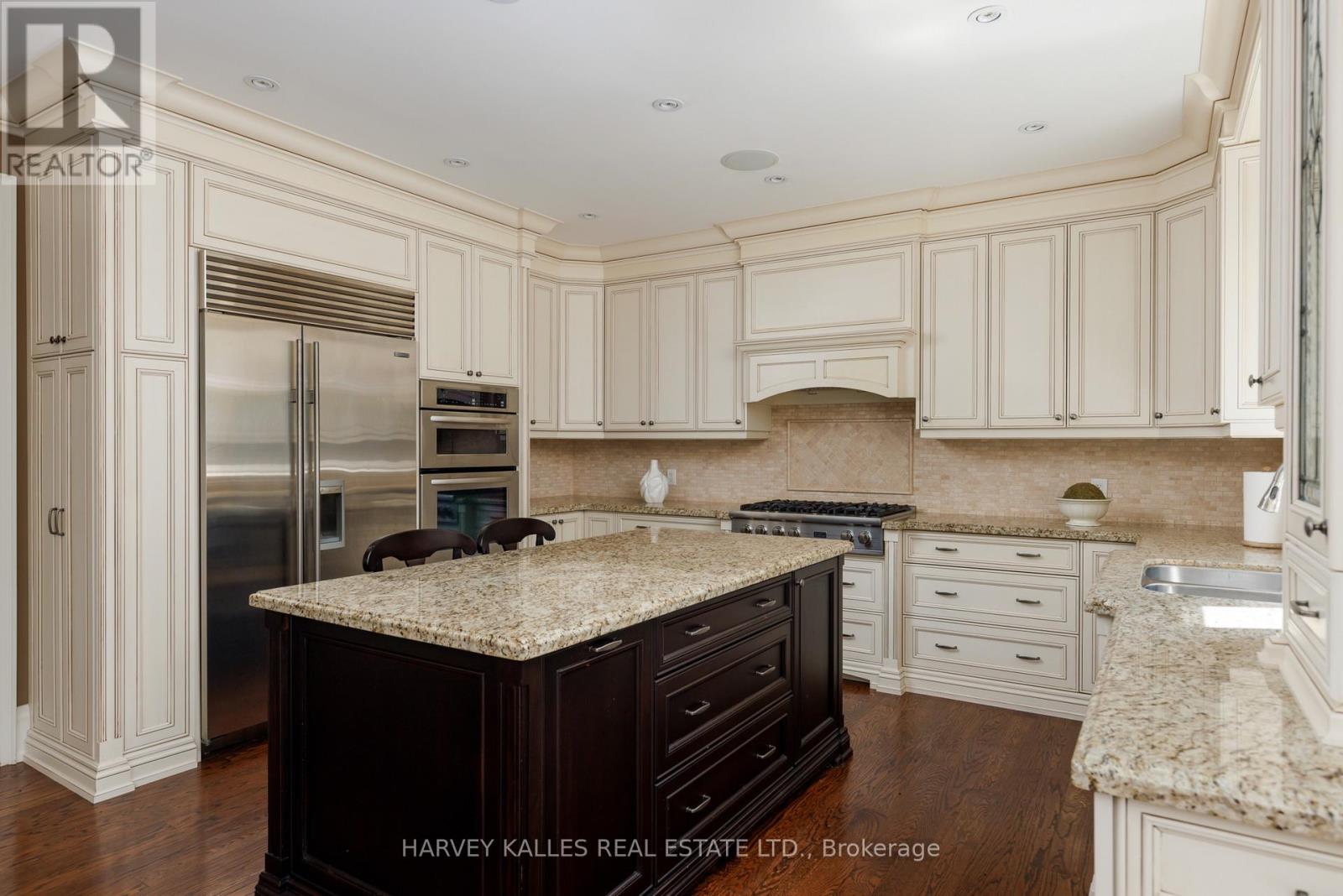55 Twyford Road, Toronto, Ontario  M9A 1W5 - Photo 19 - W13208970