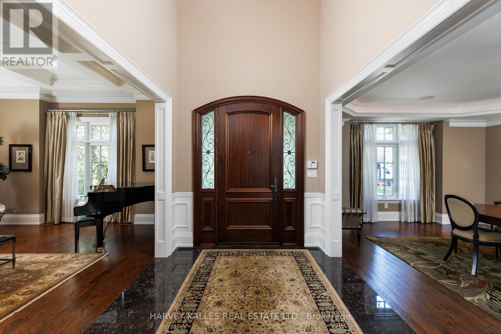 55 Twyford Road, Toronto, Ontario  M9A 1W5 - Photo 4 - W13208970