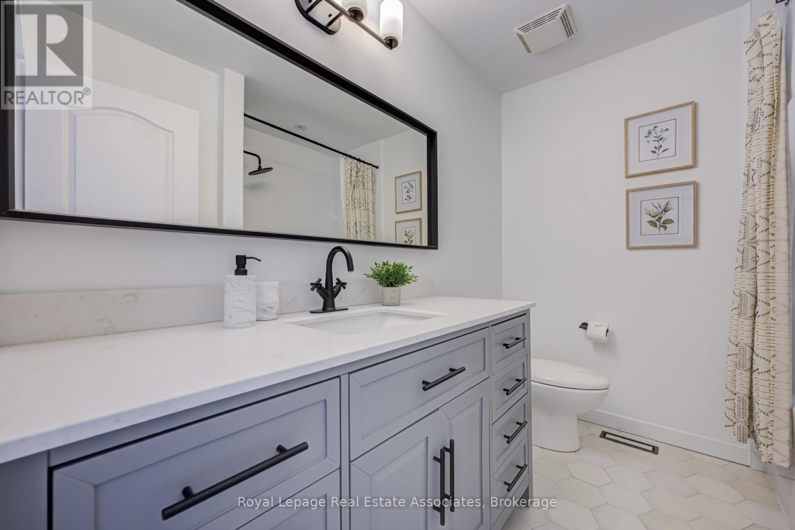 6665 Meteor Court, Mississauga, Ontario  L5N 7H9 - Photo 23 - W13208992