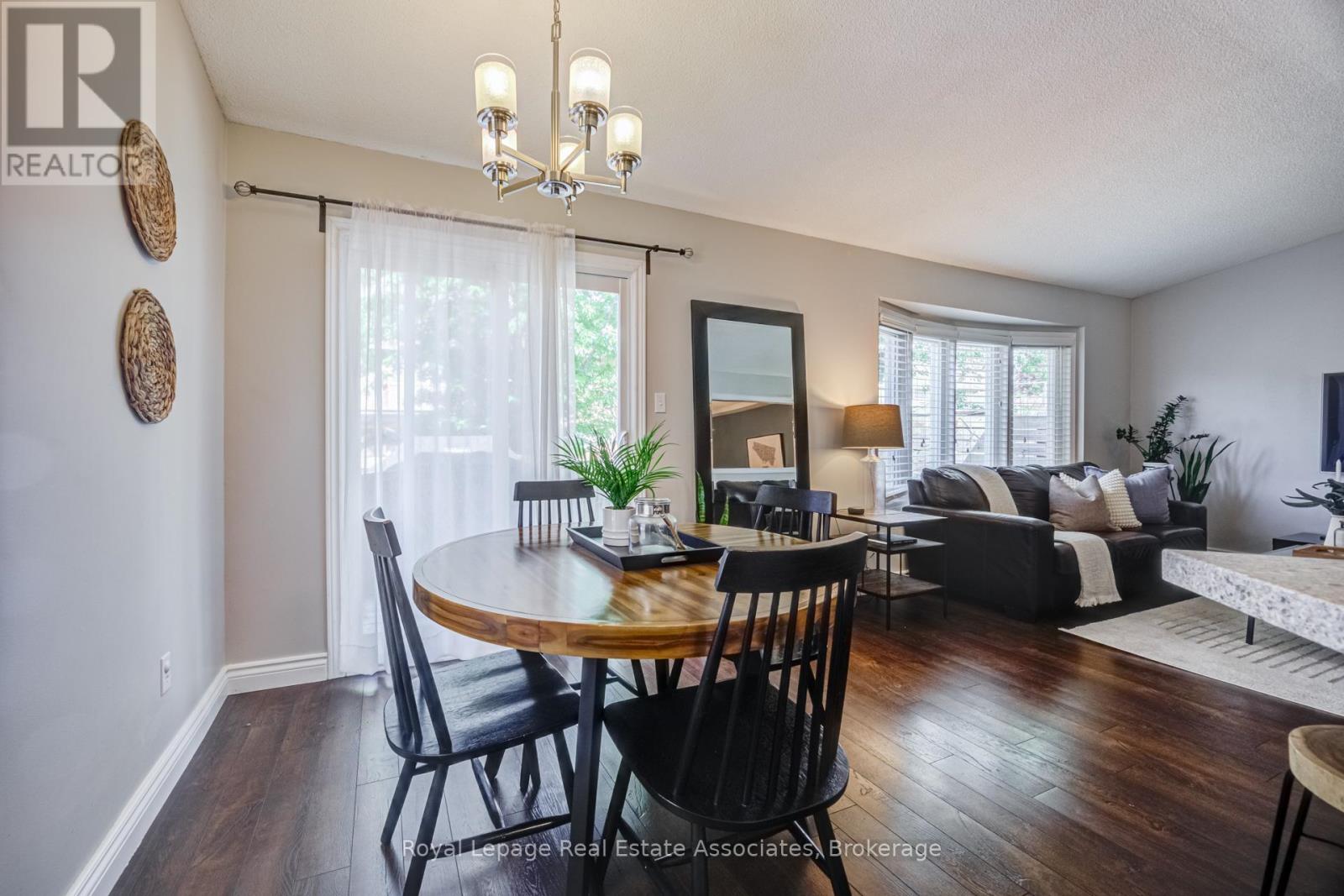 6665 Meteor Court, Mississauga, Ontario  L5N 7H9 - Photo 8 - W13208992