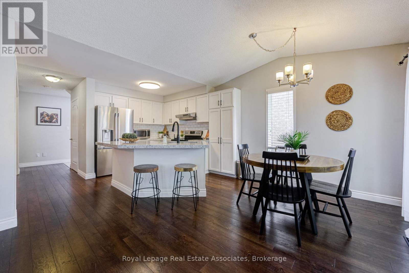 6665 Meteor Court, Mississauga, Ontario  L5N 7H9 - Photo 9 - W13208992